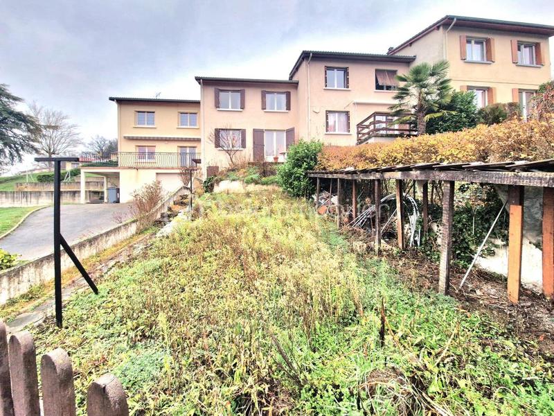 Maison jumelée - 90 m² - 5 pièces