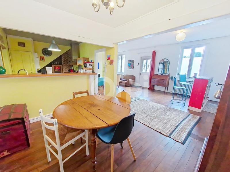 Maison - 137 m² - 5 pièces