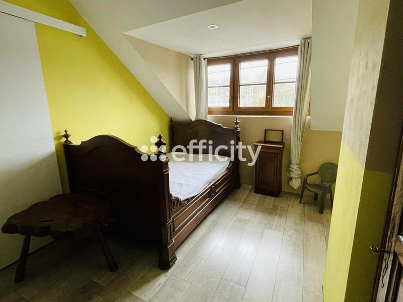 Maison - 147 m² - 8 pièces