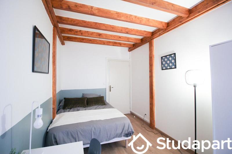 Chambre - 12 m² - 1 pièce