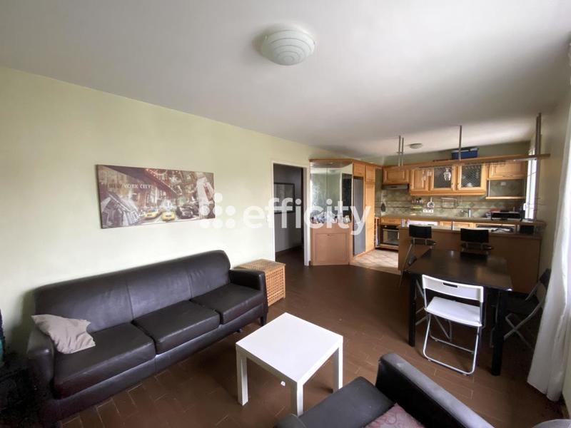 Appartement - 89 m² - 5 pièces