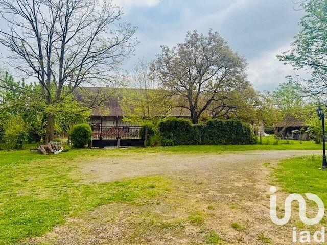 Maison - 236 m² - 5 pièces