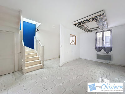 Appartement - 64 m² - 4 pièces