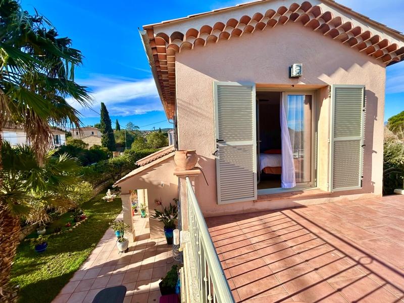 Maison - 147 m² - 6 pièces