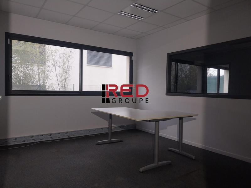 Bureau - 105 m²