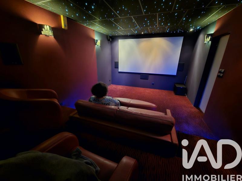 Maison de maîtres - 317 m² - 9 pièces