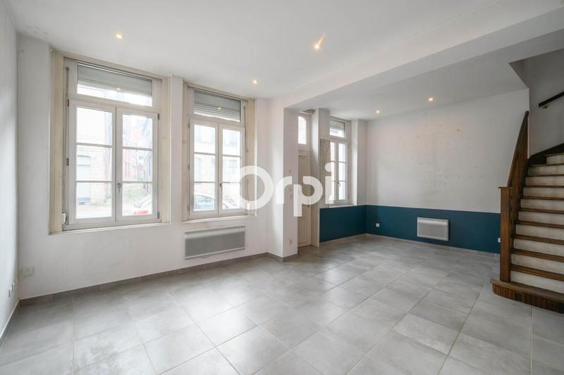 Maison - 95 m² - 5 pièces