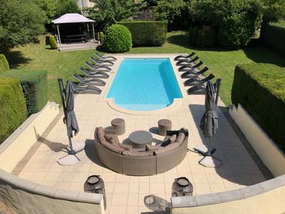 Château - 406 m² - 11 pièces