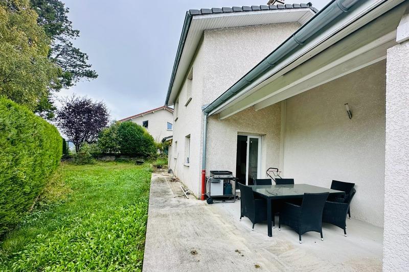 Maison - 122 m² - 5 pièces