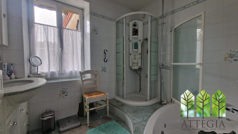 Maison - 147 m² - 5 pièces