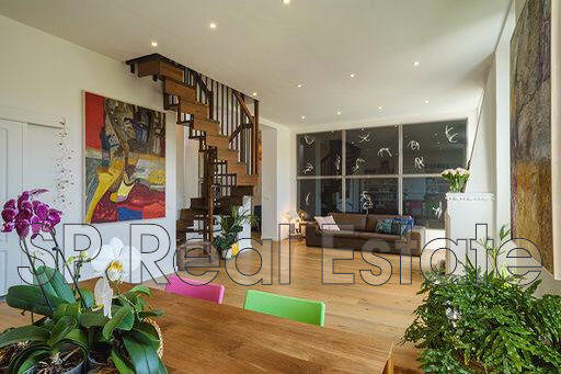 Appartement - 89 m² - 4 pièces