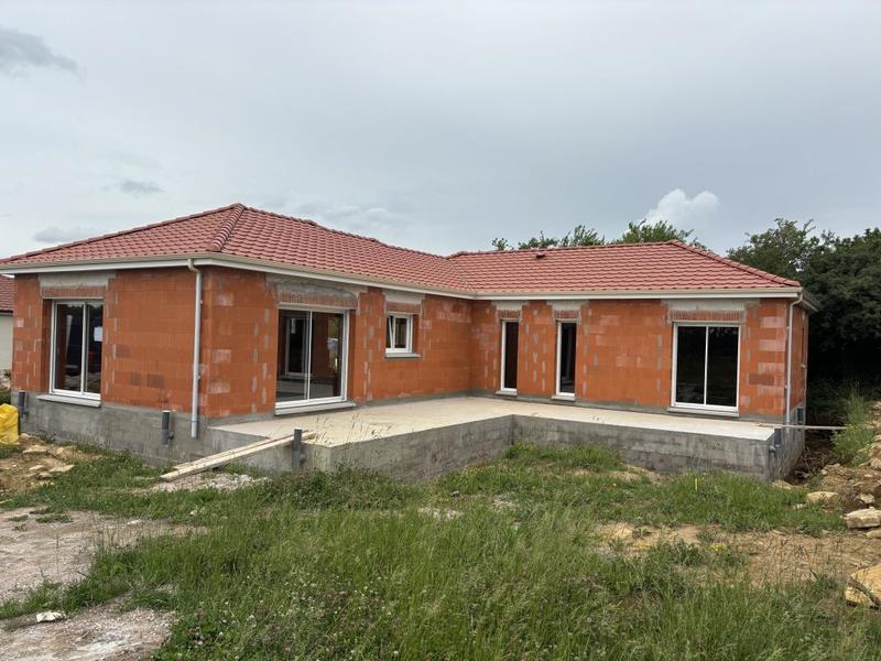 Maison - 93 m² - 5 pièces