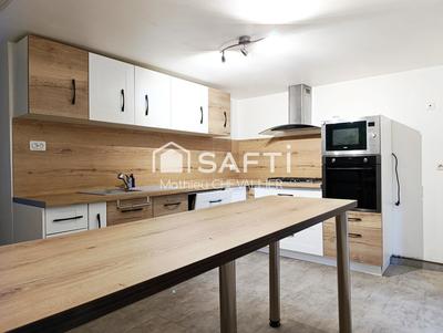 Maison - 150 m² - 8 pièces