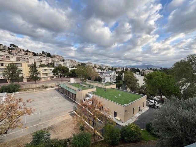 Studio - 32 m² - 1 pièce