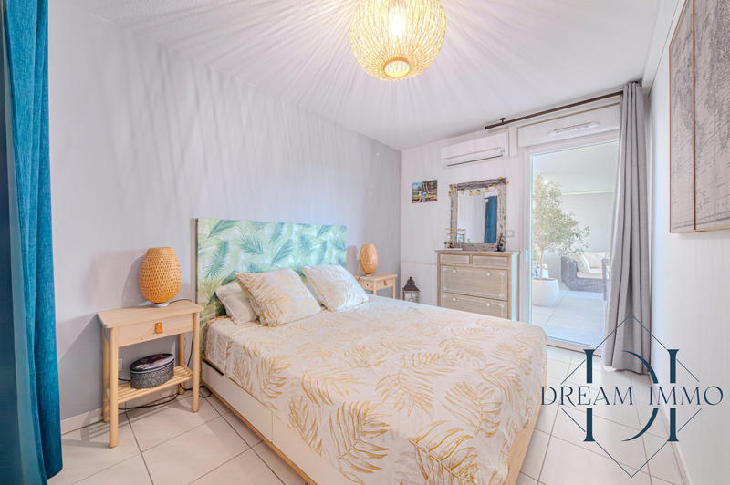 Appartement - 77 m² - 4 pièces