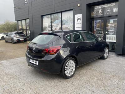 Opel Astra IV 1.4 Turbo Auto 140 ch Cosmo