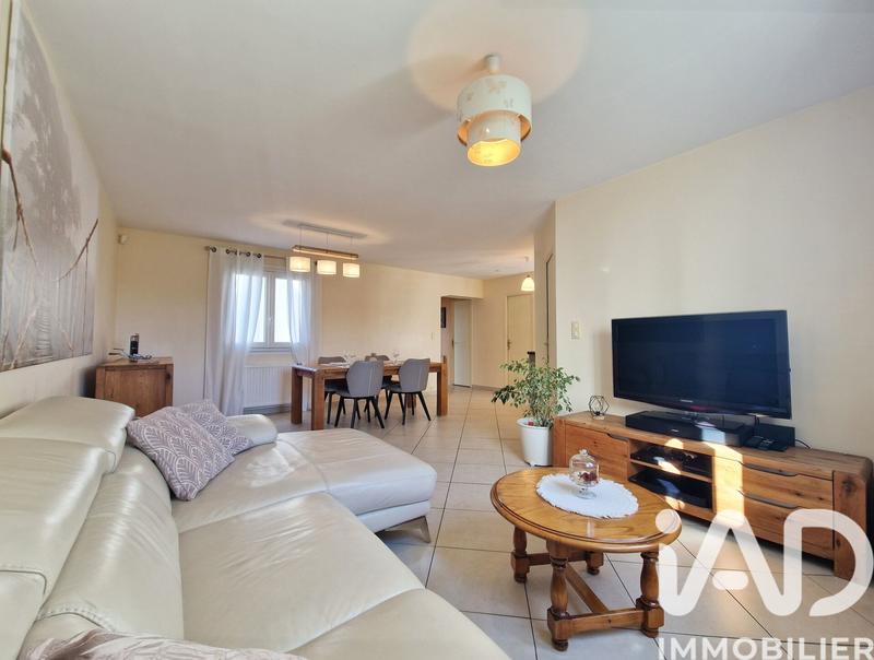 Maison - 93 m² - 4 pièces