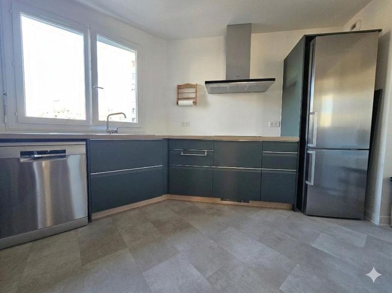 Duplex - 122 m² - 4 pièces