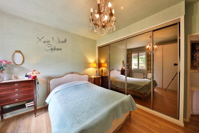 Maison - 238 m² - 6 pièces