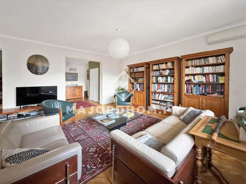 Appartement - 137 m² - 5 pièces