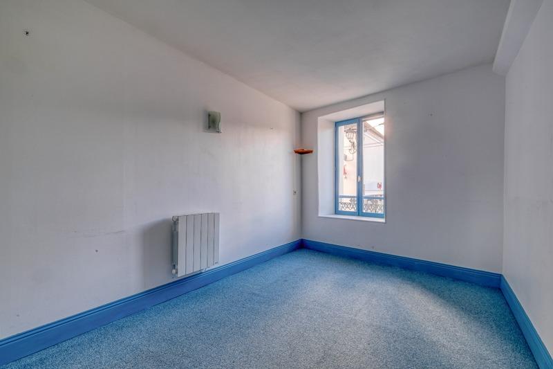 Maison - 143 m² - 7 pièces