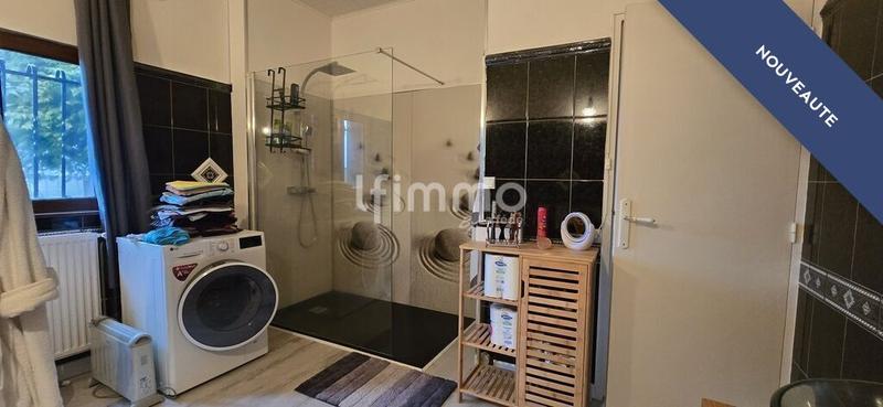 Maison - 217 m² - 9 pièces