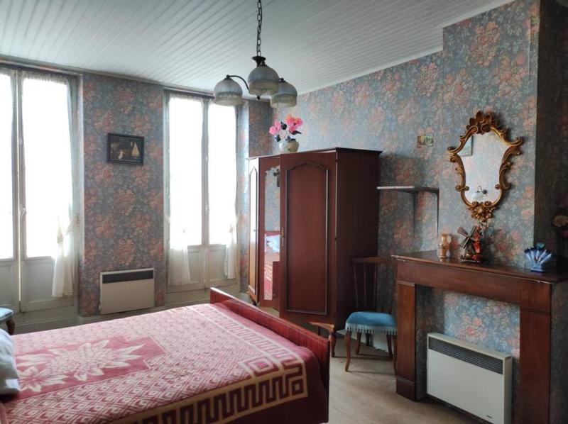 Propriété - 143 m² - 6 pièces