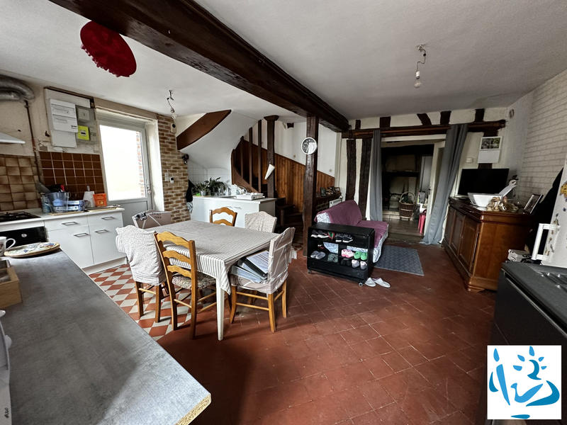 Maison - 95 m² - 4 pièces