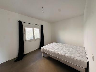 Appartement - 94 m² - 4 pièces