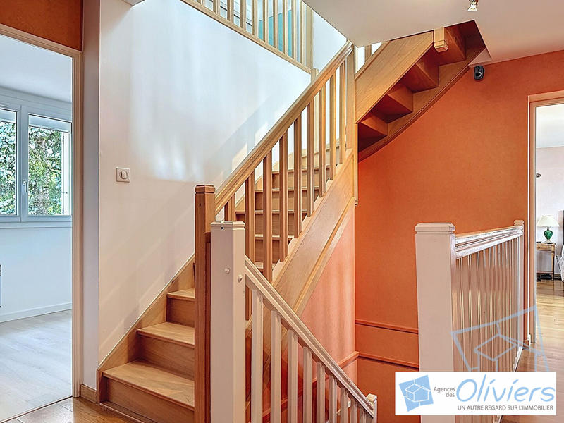 Maison - 152 m² - 7 pièces