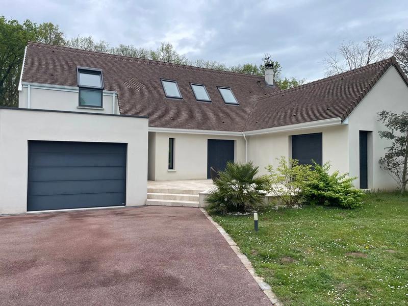 Propriété - 169 m² - 7 pièces