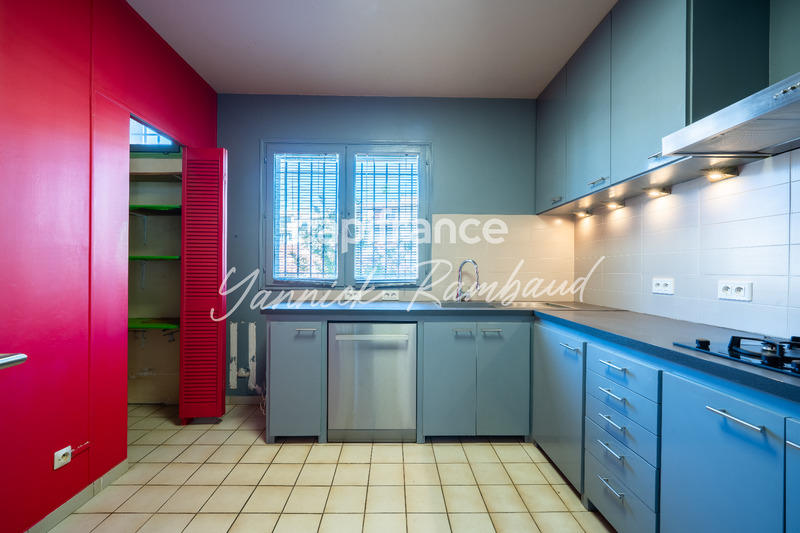 Maison - 147 m² - 5 pièces