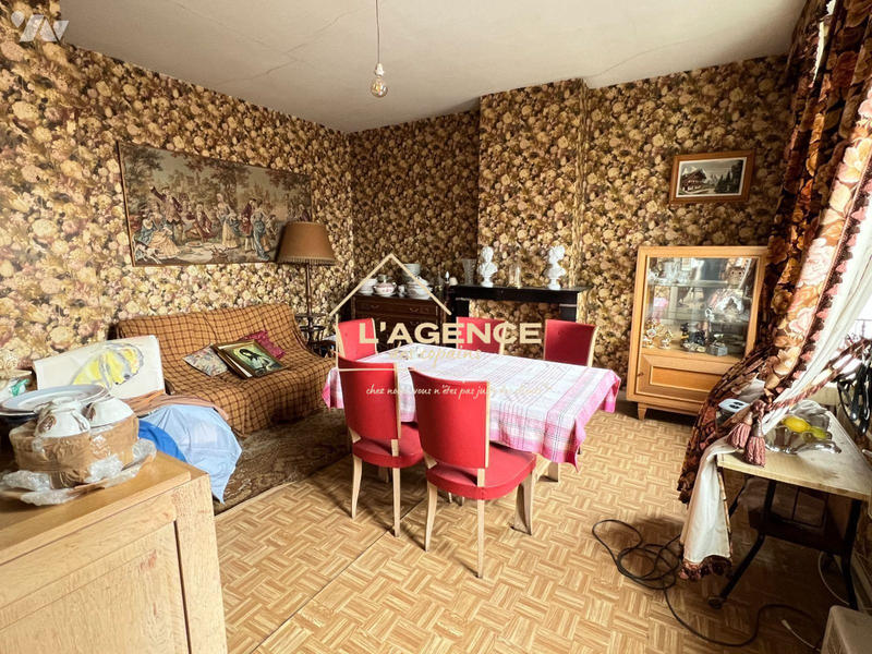 Maison - 290 m² - 8 pièces