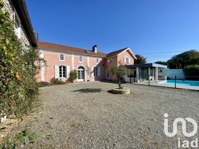 Maison de village - 200 m² - 6 pièces