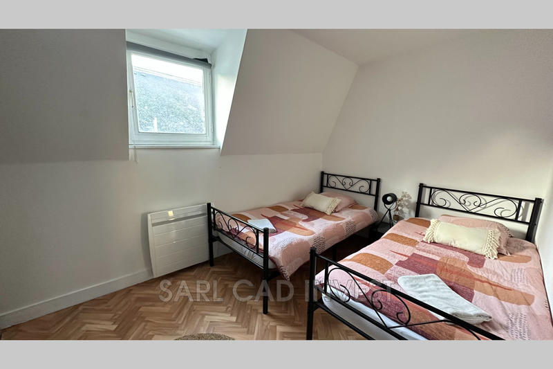 Maison - 98 m² - 5 pièces