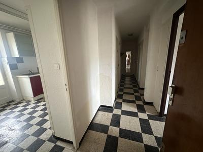 Appartement - 64 m² - 4 pièces