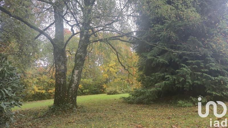 Maison - 242 m² - 11 pièces