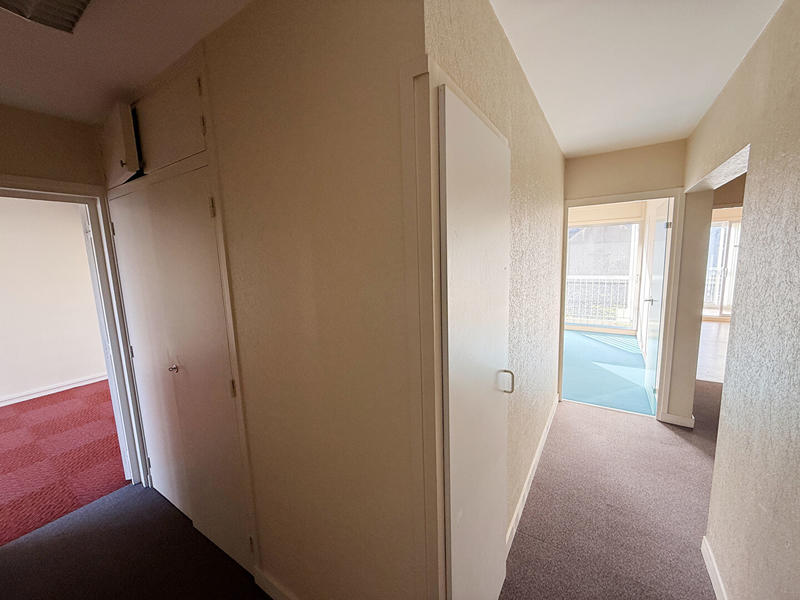 Appartement - 92 m² - 6 pièces