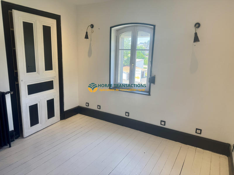 Maison - 468 m² - 10 pièces