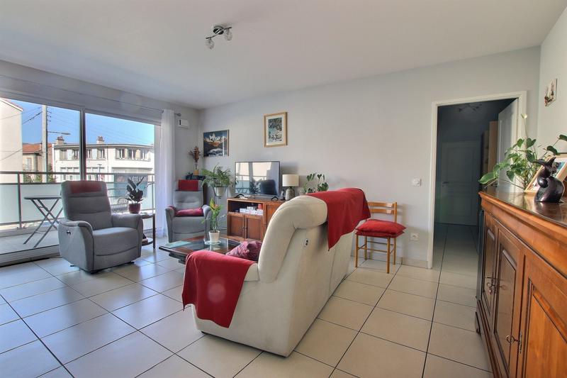 Appartement - 69 m² - 3 pièces