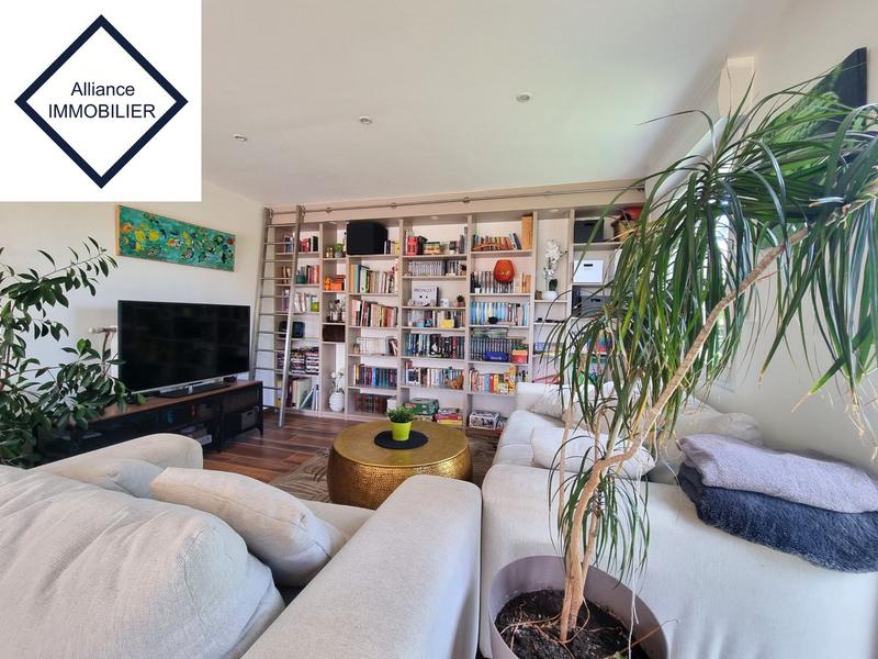 Maison - 177 m² - 7 pièces