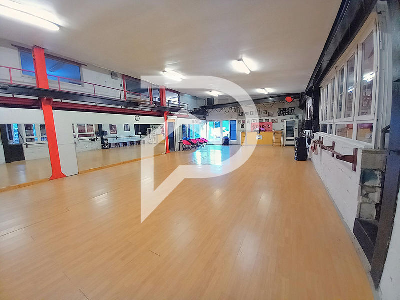 Local commercial - 435 m²