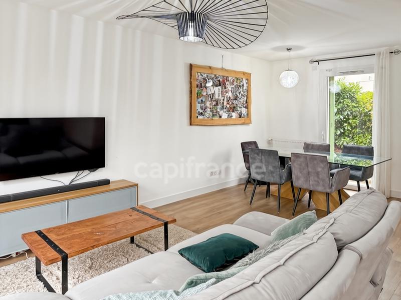 Maison - 95 m² - 4 pièces