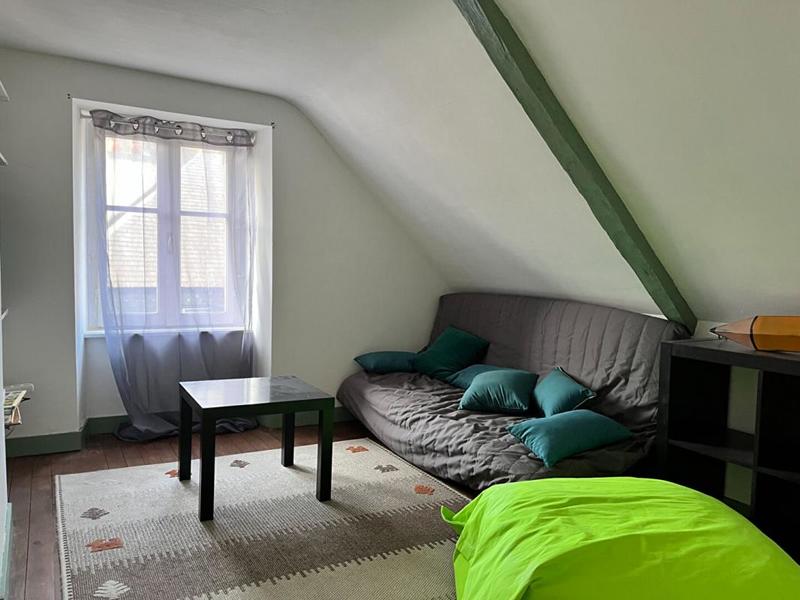 Maison - 230 m² - 13 pièces