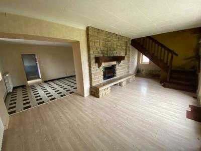 Maison - 152 m² - 10 pièces