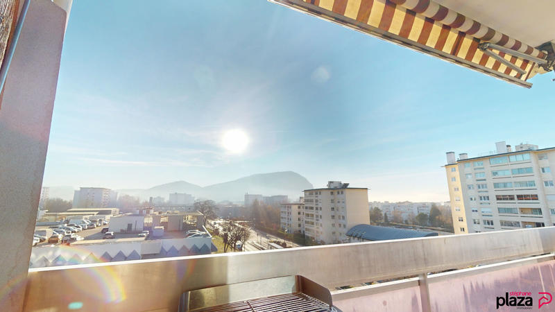 Appartement - 83 m² - 3 pièces