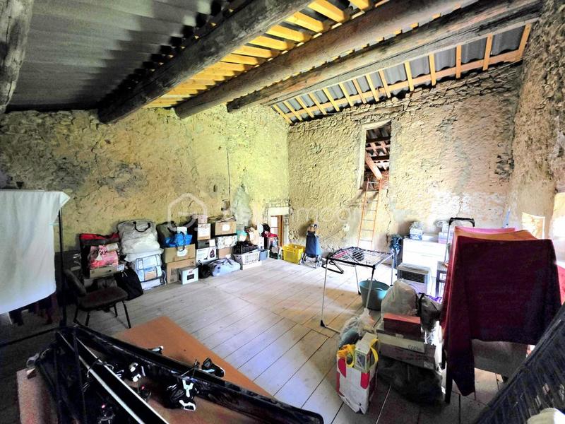 Maison en pierre - 178 m² - 4 pièces