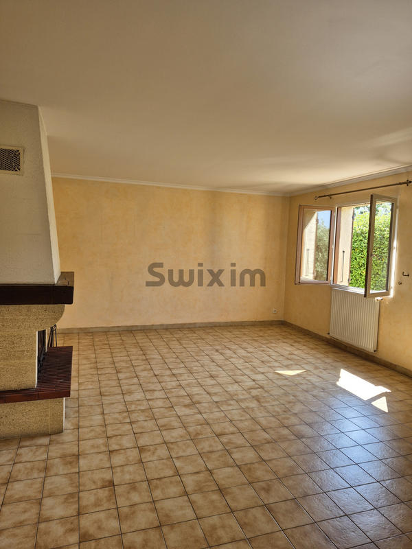 Villa - 90 m² - 4 pièces