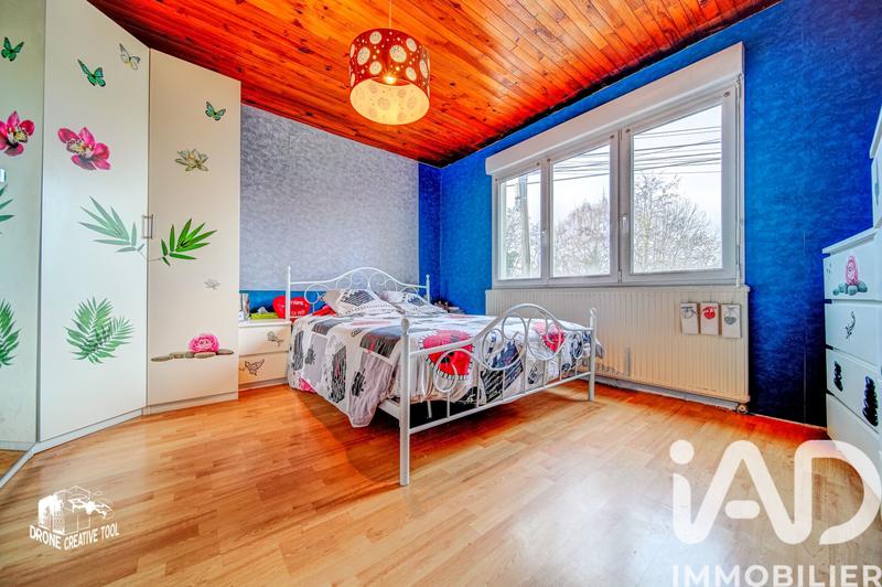 Maison - 180 m² - 8 pièces