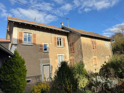 Maison - 98 m² - 6 pièces